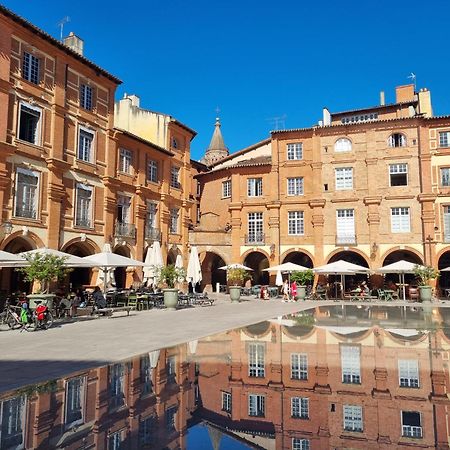 Domaine De Belcayre Acomodação com café da manhã Montauban Exterior foto