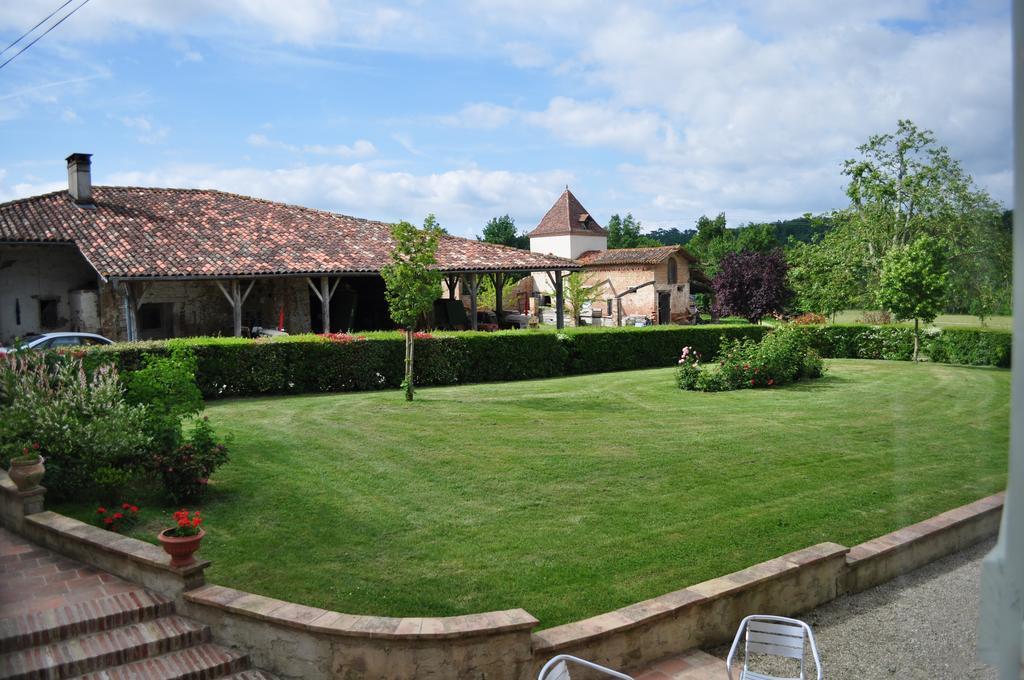 Domaine De Belcayre Acomodação com café da manhã Montauban Exterior foto